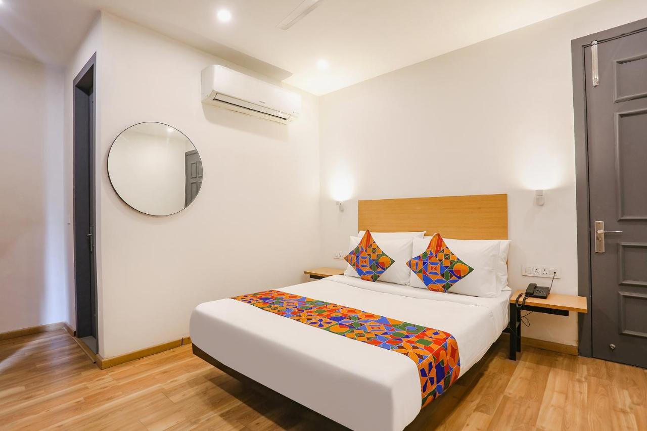 Hotel Fabexpress D2 Paschim Vihar Dillí Exteriér fotografie