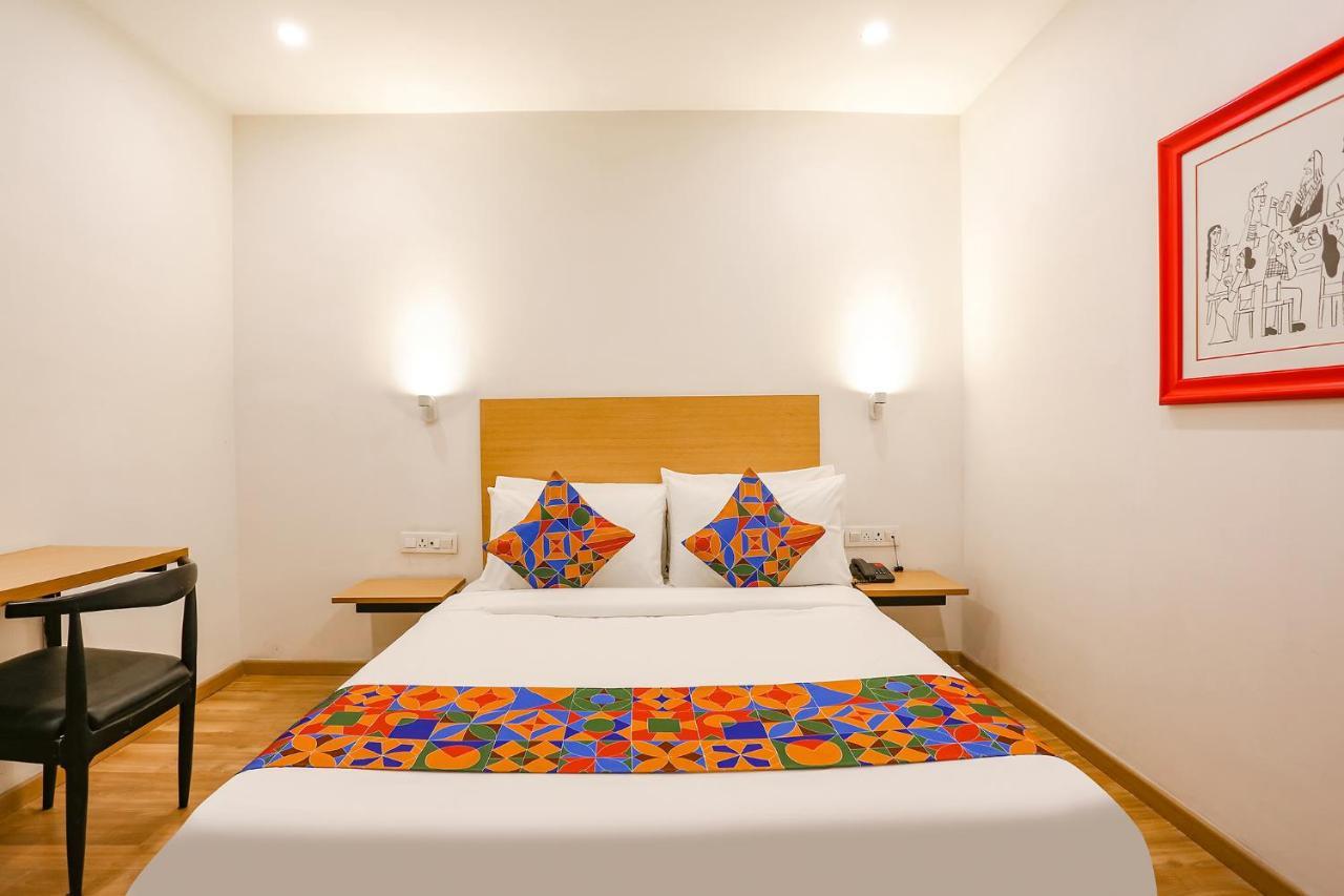 Hotel Fabexpress D2 Paschim Vihar Dillí Exteriér fotografie