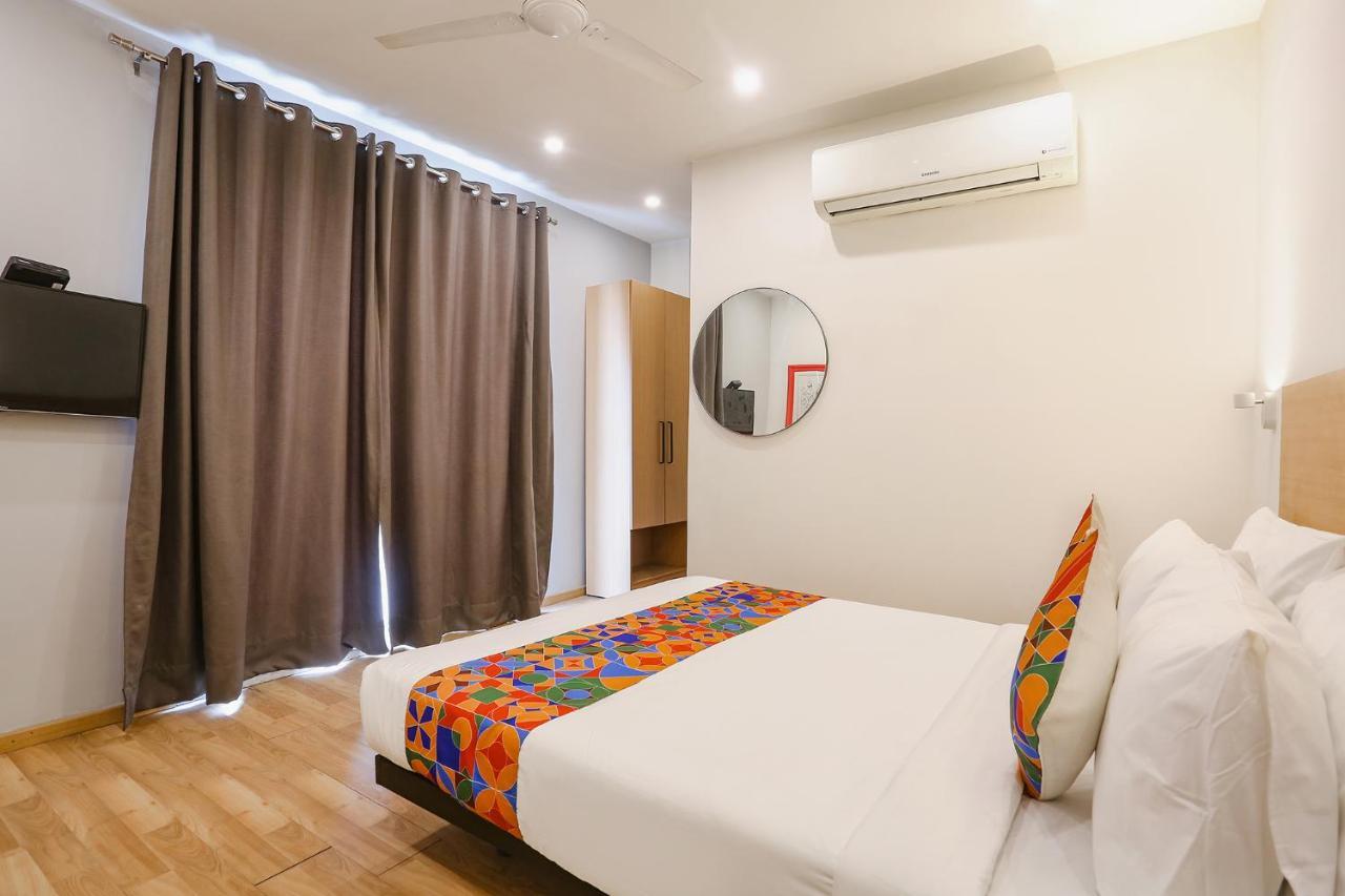 Hotel Fabexpress D2 Paschim Vihar Dillí Exteriér fotografie